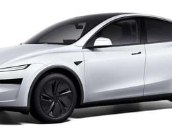 Weiß (pearl white multicoat) Neu 2025 Tesla Model Y SUV | 42.850 €