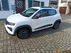 Weiß Gebraucht 2022 Dacia Spring Essentiel Kleinwagen | 9.599 € (Guter Preis)