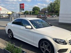 Weiß Gebraucht 2018 Mercedes C180 AMG line Limousine | 24.999 € (Teuer)