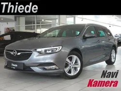 Licht grau metallic Gebraucht 2018 Opel Insignia Kombi | 13.950 € (Guter Preis)