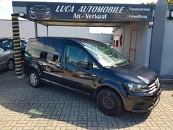 Schwarz Gebraucht 2015 VW Caddy Maxi Trendline Van / Kleinbus | 14.999 € (Teuer)