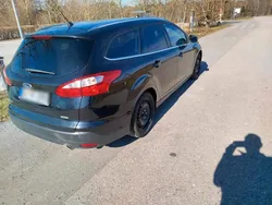 Schwarz Gebraucht 2014 Ford Focus Titanium Kombi | 6.800 € (Fairer Preis)