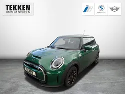 Gruen Gebraucht 2022 Mini Cooper SE Classic Kleinwagen | 17.490 € (Fairer Preis)