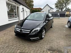 Schwarz Gebraucht 2012 Mercedes B180 Van / Kleinbus | 7.400 € (Guter Preis)