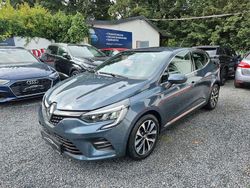 Grau Gebraucht 2020 Renault Clio V Bose Edition Kleinwagen | 15.450 € (Fairer Preis)