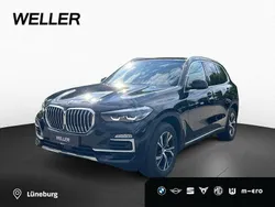 Schwarz (schwarz) Gebraucht 2021 BMW X5 Sport Line SUV | 42.990 € (Superpreis)
