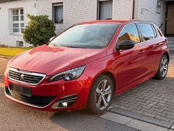 Rot Gebraucht 2017 Peugeot 308 GT-line Limousine | 7.800 € (Fairer Preis)