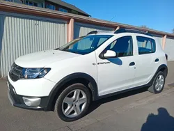 Weiß Gebraucht 2014 Dacia Sandero Prestige Kleinwagen | 7.399 € (Fairer Preis)