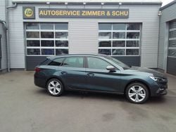"magnetic tech" Gebraucht 2024 Seat Leon FR Kombi | 30.900 € (Fairer Preis)