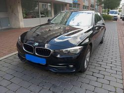 Schwarz Gebraucht 2017 BMW 320 Sport Line Kombi | 9.999 € (Guter Preis)