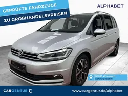 Silber Gebraucht 2021 VW Touran Comfortline Van / Kleinbus | 18.907 € (Fairer Preis)