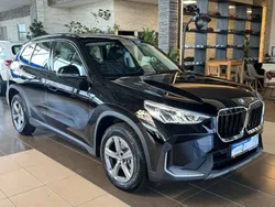 Schwarz Gebraucht 2024 BMW X1 Performance SUV | 40.400 € (Superpreis)