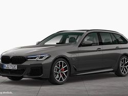 Grau Gebraucht 2022 BMW 530e M Sport Kombi | 37.990 € (Teuer)