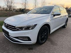 Weiß Gebraucht 2021 VW Passat Business Kombi | 18.990 € (Fairer Preis)