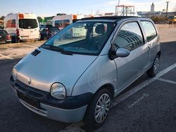 Silber Gebraucht 2002 Renault Twingo Kleinwagen | 1.599 € (Fairer Preis)