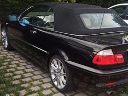 Schwarz Gebraucht 2005 BMW 318 Cabriolet Cabrio | 8.799 € (Etwas zu teuer)