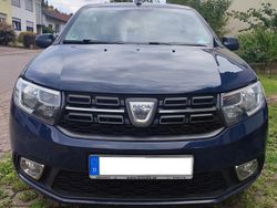 Blau Gebraucht 2017 Dacia Sandero Acces Limousine | 3.200 € (Superpreis)