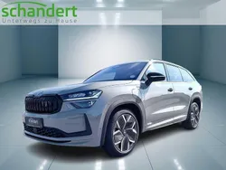 Stahlgrau Gebraucht 2025 Skoda Kodiaq SportLine SUV | 53.950 € (Etwas zu teuer)