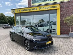 Schwarz Gebraucht 2024 Opel Astra Kombi | 24.490 € (Guter Preis)