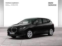 Black sapphire metallic Gebraucht 2024 BMW 223 Active Tourer Van / Kleinbus | 36.900 € (Superpreis)