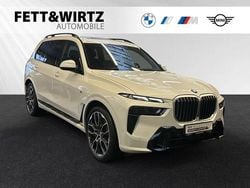 Mineralweiss metallic Gebraucht 2025 BMW X7 M Sport SUV | 91.900 € (Superpreis)