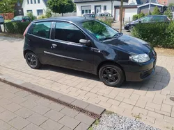 Schwarz Gebraucht 2003 Fiat Punto Dynamic Kleinwagen | 800 € (Fairer Preis)