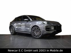Quarzite grey metallic (3m) Neu 2025 Porsche Cayenne SUV | 132.673 € (Superpreis)
