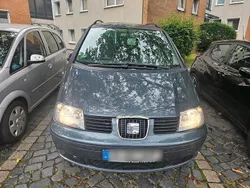 Grau Gebraucht 2008 Seat Alhambra Van / Kleinbus | 4.100 €