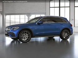 Spektralblau Gebraucht 2022 Mercedes GLC300 AMG SUV | 46.890 € (Fairer Preis)