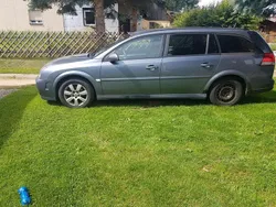 Grau Gebraucht 2005 Opel Vectra Cosmo Kombi | 1.900 € (Fairer Preis)