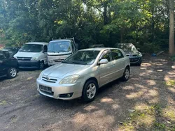 Silber Gebraucht 2006 Toyota Corolla Limousine | 3.400 € (Fairer Preis)