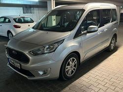 Silber Gebraucht 2020 Ford Tourneo Titanium Van / Kleinbus | 9.900 €