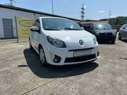 Gletscherweiss Gebraucht 2011 Renault Twingo Kleinwagen | 2.300 € (Guter Preis)