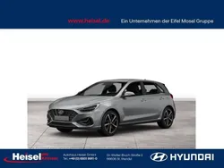 Silber Neu 2025 Hyundai i30 N Line Limousine | 27.760 € (Fairer Preis)