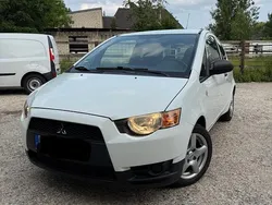 Weiß Gebraucht 2009 Mitsubishi Colt Kleinwagen | 1.750 € (Fairer Preis)