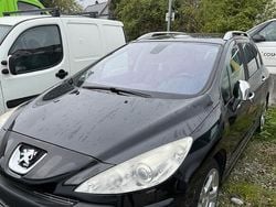 Schwarz Gebraucht 2010 Peugeot 308 Kombi | 4.200 €