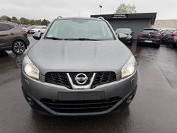 Grau Gebraucht 2011 Nissan Qashqai Tekna SUV | 4.500 € (Fairer Preis)