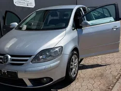 Grau Gebraucht 2006 VW Golf Plus Cross Van / Kleinbus | 1.650 € (Guter Preis)