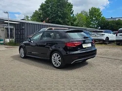 Schwarz Gebraucht 2020 Audi A3 Sportback e-tron Comfort Limousine | 18.990 € (Superpreis)