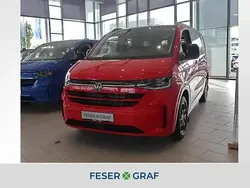 Intensive red Neu 2025 VW Caravelle Van / Kleinbus | 67.936 €