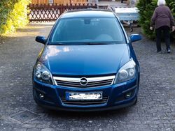 Blau Gebraucht 2007 Opel Astra Sport Limousine | 3.990 € (Etwas zu teuer)