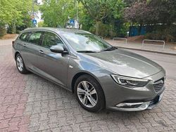 Grau Gebraucht 2019 Opel Insignia Kombi | 10.700 € (Fairer Preis)