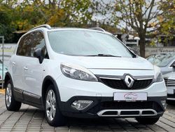 Weiß Gebraucht 2015 Renault Scénic Bose Edition Van / Kleinbus | 6.990 €