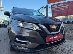 Braun Gebraucht 2018 Nissan Qashqai N-Connecta SUV | 16.890 € (Etwas zu teuer)