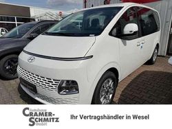 Schwarz (abyss black) Neu 2025 Hyundai Staria Trend Van | 42.990 €
