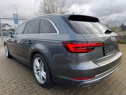 Grau Gebraucht 2019 Audi A4 S-Line Limousine | 20.995 € (Fairer Preis)