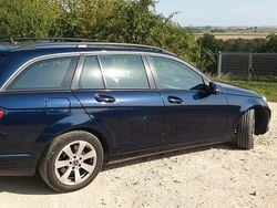 Schwarz Gebraucht 2012 Mercedes 220 Kombi | 9.200 € (Fairer Preis)