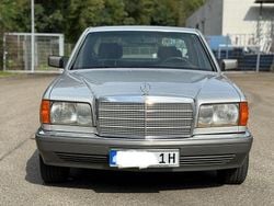 Silber Gebraucht 1990 Mercedes S300 Limousine | 8.250 €