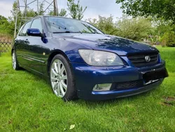 Blau Gebraucht 2004 Lexus IS200 Kombi | 3.000 € (Guter Preis)