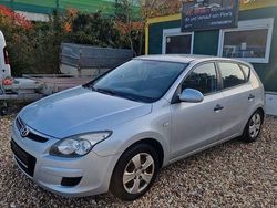 Silber Gebraucht 2009 Hyundai i30 Edition+ Limousine | 2.400 € (Guter Preis)